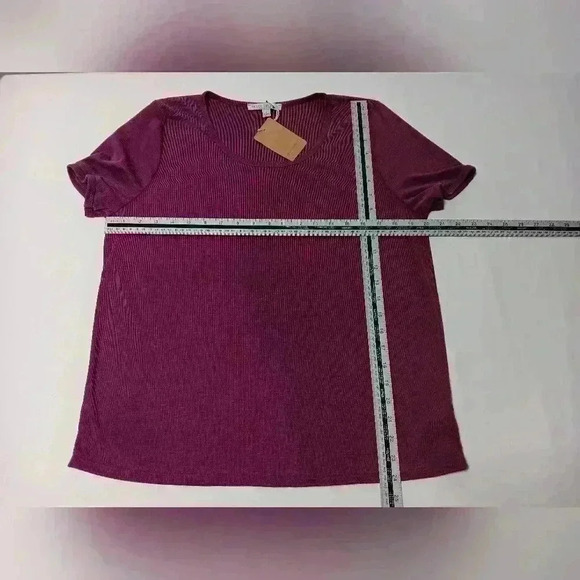 Green Envelope Ladies crew  neck t shirt. Size L - Picture 3 of 5